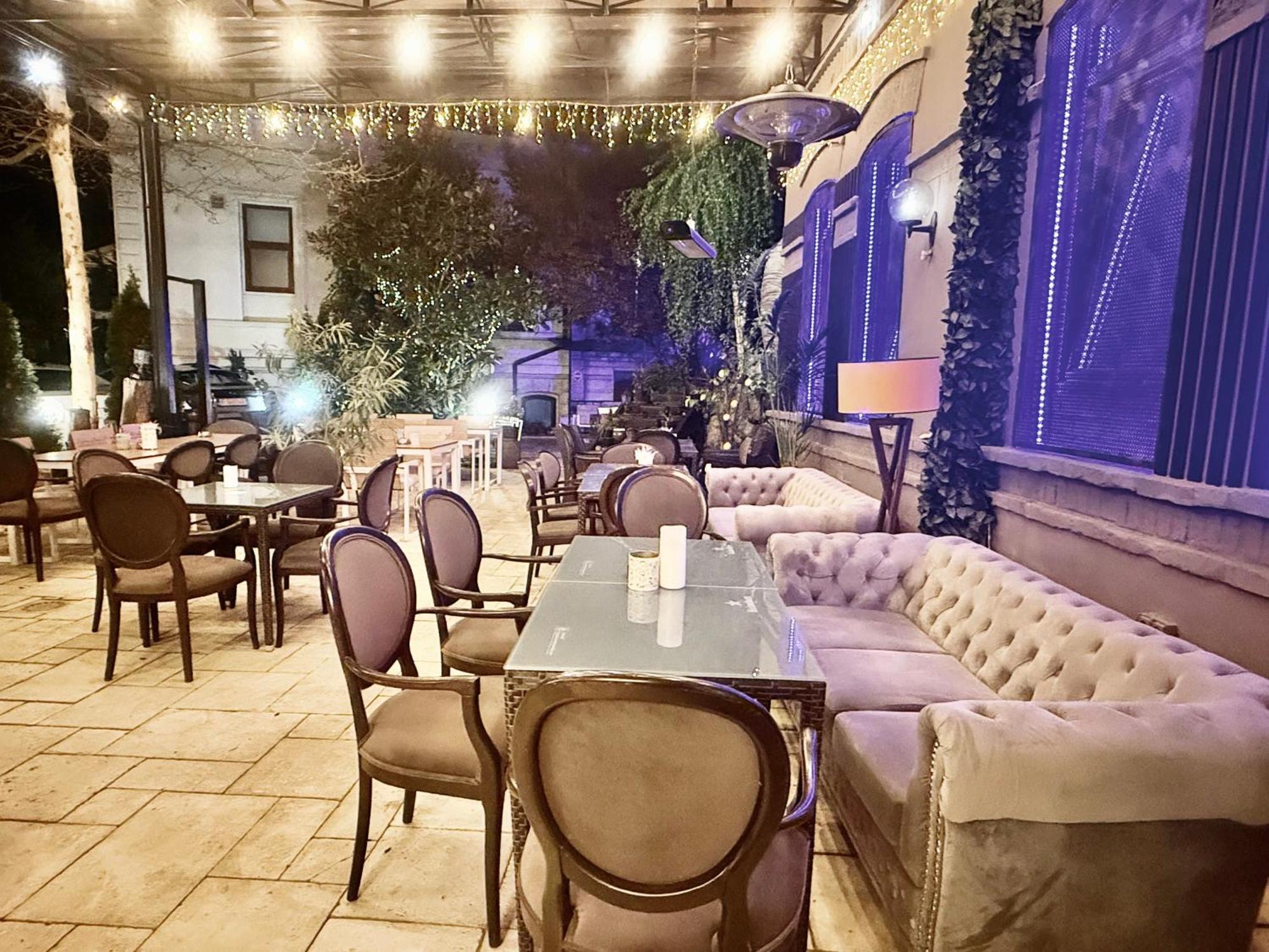 Hotel 5 Continents Крайова Экстерьер фото